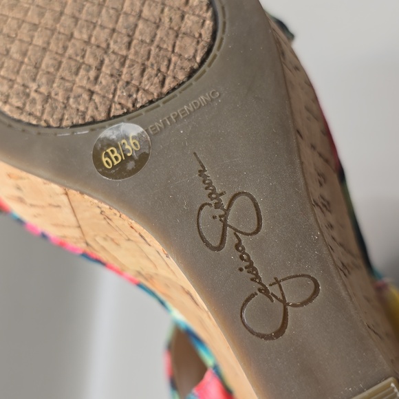 Jessica Simpson Wedge Sandal Sz 6 Cork Fabric Upper Sling Back Tropical Colorful - Picture 11 of 12